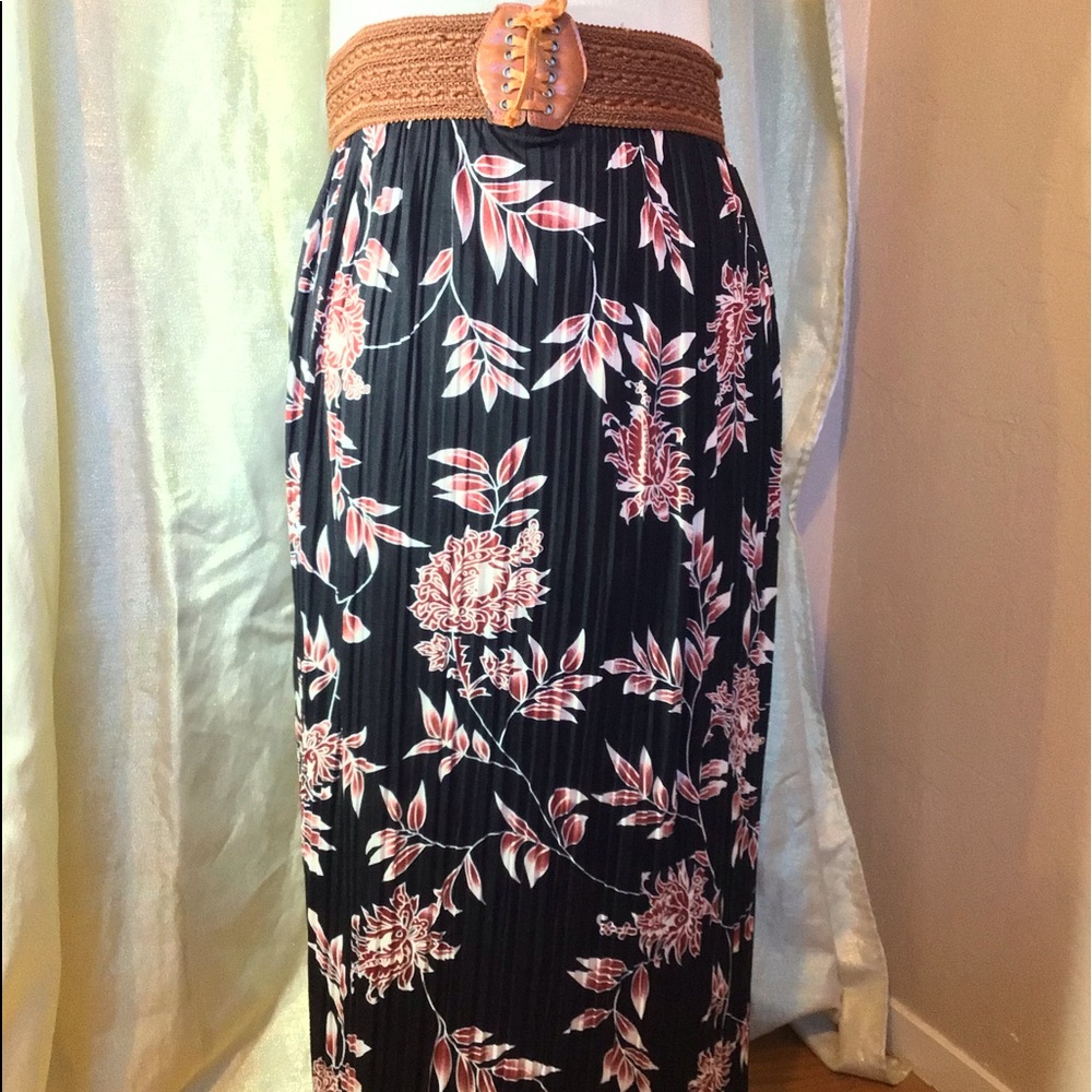 Belted waist tea length floral skirt